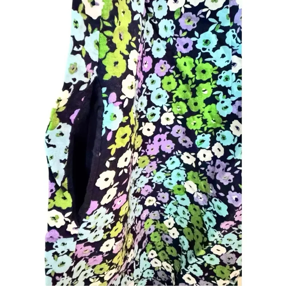 Gap Kids Sleeveless Girl’s Dress in Gray and Floral Pattern Sz L